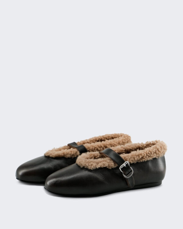 Dames Ballerina's met gespdetail Beige